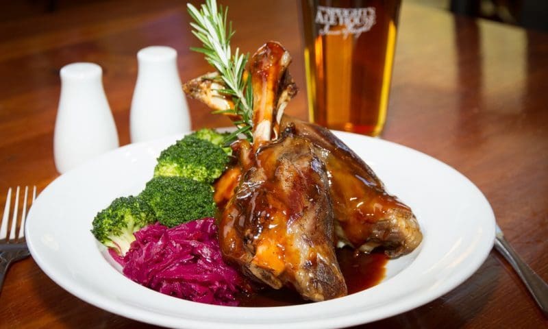 Easter weekend boosts restaurants following dismal March