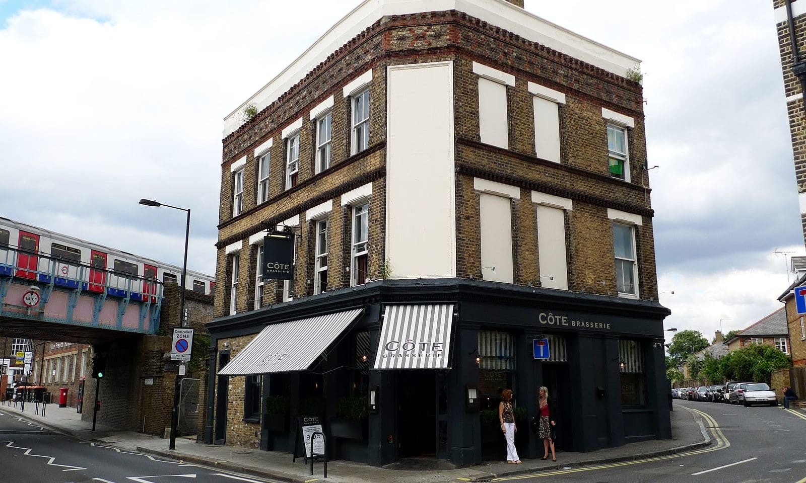 Cote Restaurants ‘outperforms market’ with 15.8% sales growth