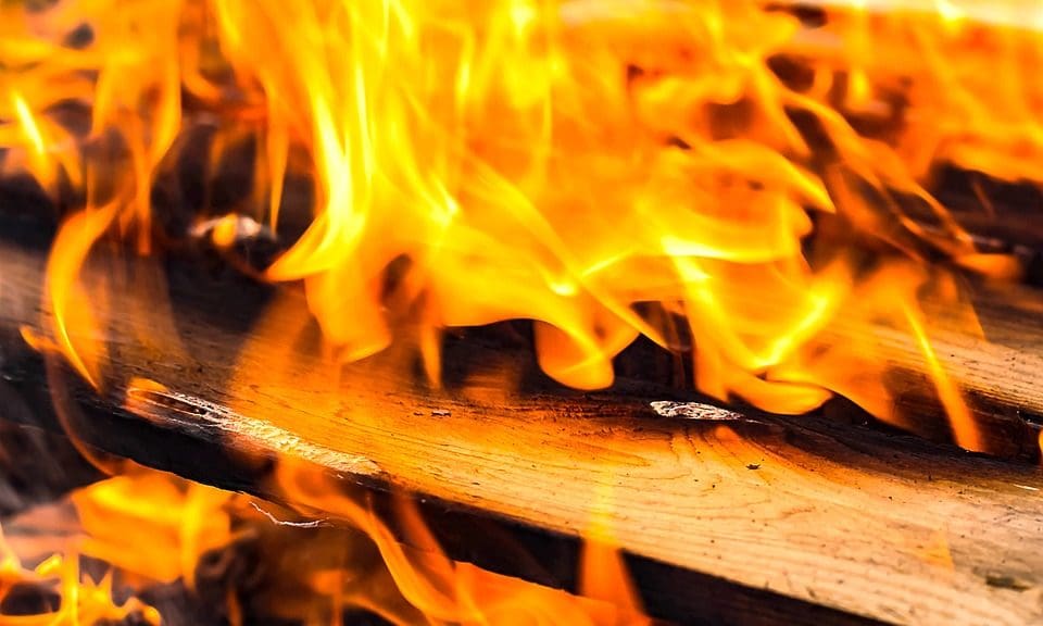 Glasgow restaurant blaze sees residents evacuated