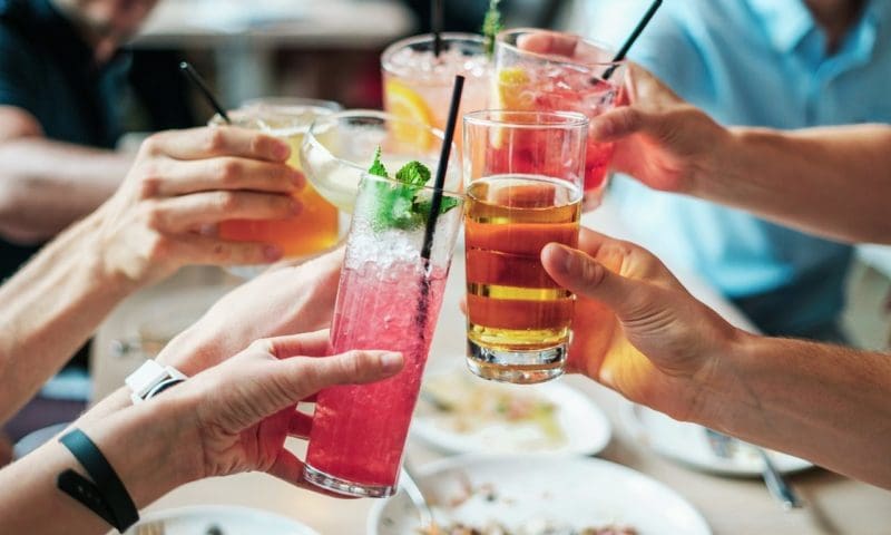 Drinks sales edge up 0.7% in mid-November
