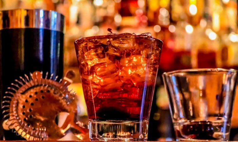 Pub and restaurant group sales remain flat in October