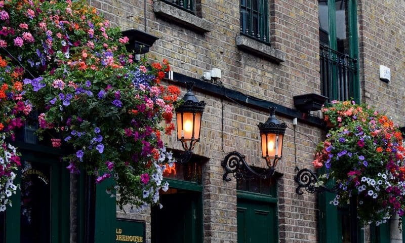 Pubs and and restaurants suffer ‘January sales hangover’