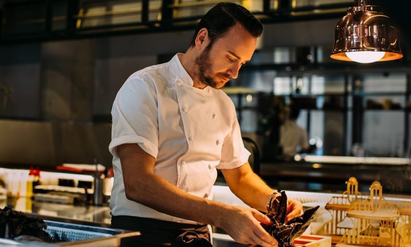 Jason Atherton returns to Grosvenor Square with new restaurant