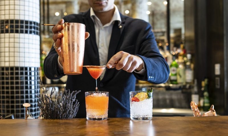 Drinks sales soar 41% on coronation weekend