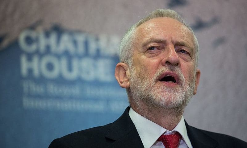 Corbyn’s £10 minimum wage pledge ‘difficult to stomach’ for restaurants 