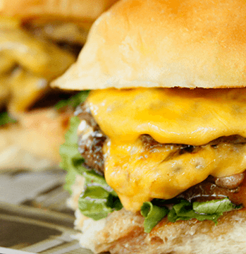 Mark Wahlberg’s Wahlburgers to relaunch as full service restaurant