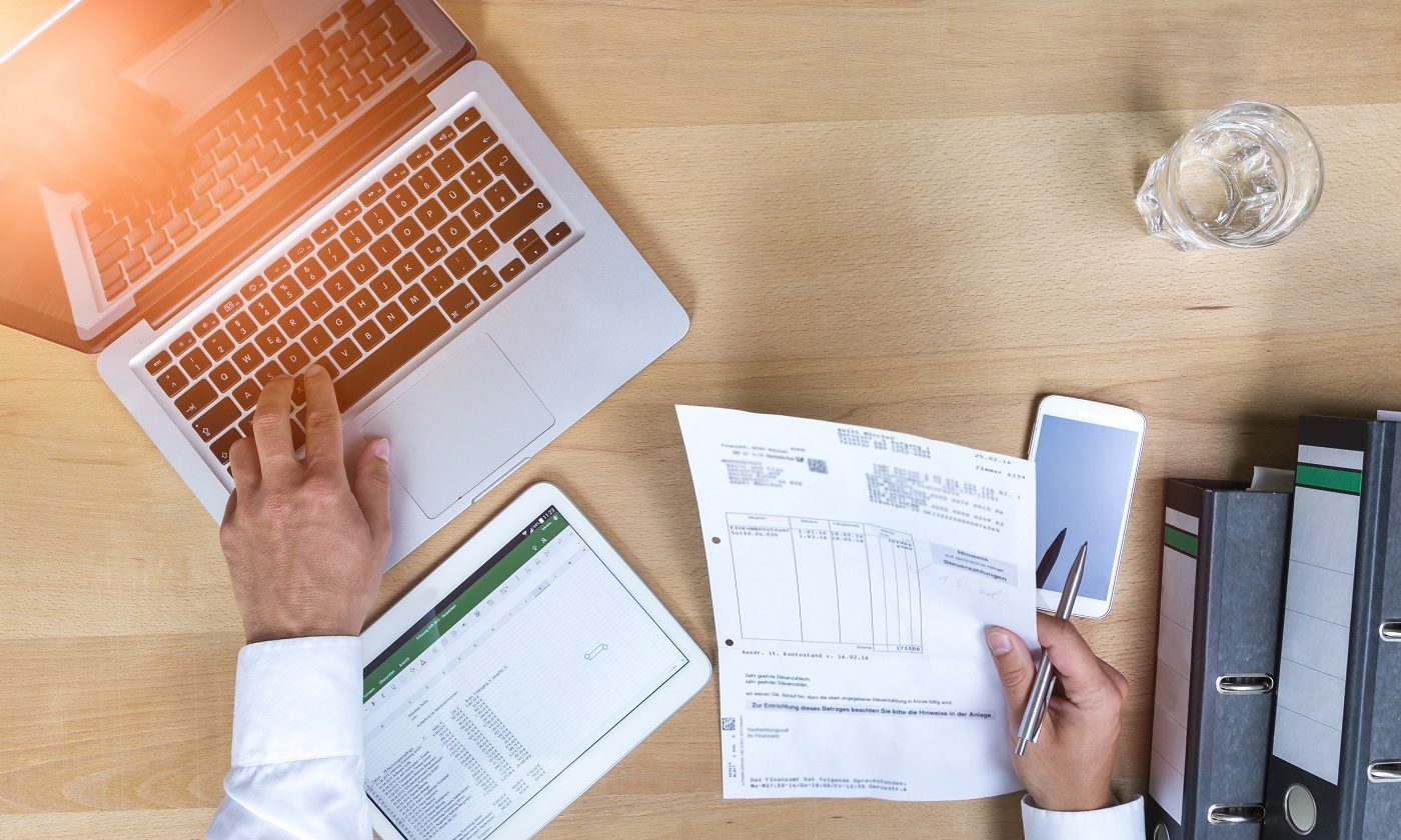 UK payroll numbers plummet by 650,000