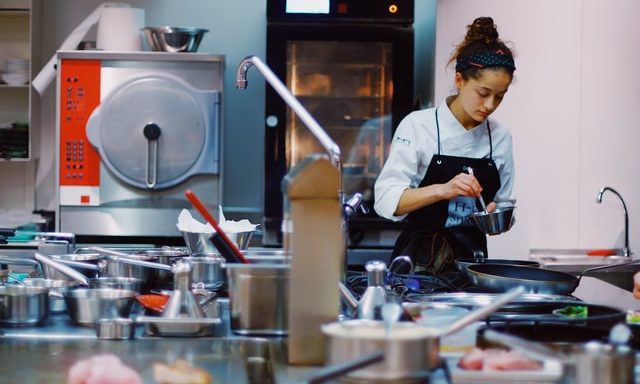 Hospitality sector urges gov to protect apprenticeship funding