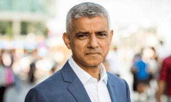 Sadiq Khan calls for end to 10pm curfew