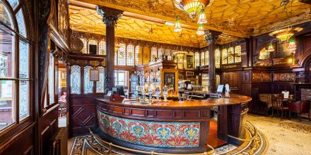 Mitchells & Butlers begins redundancy talks with staff