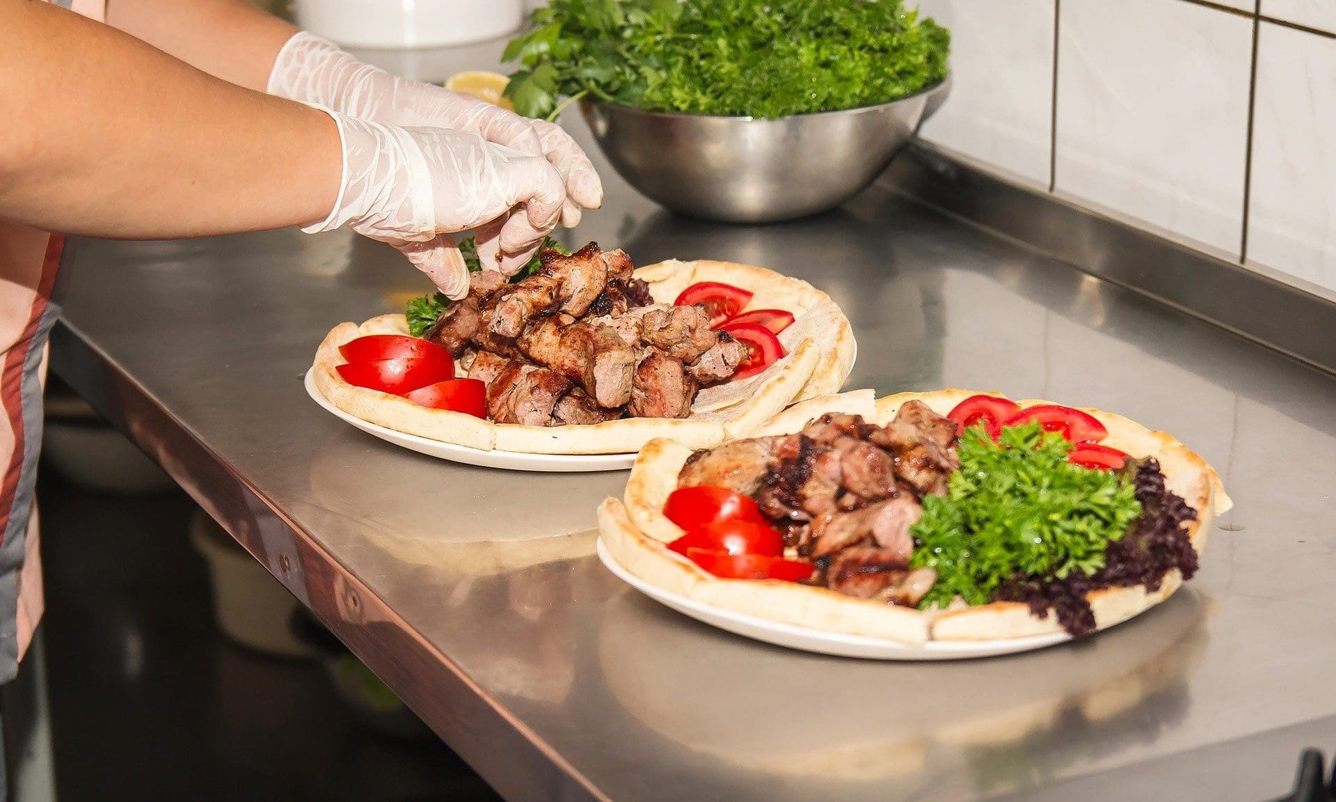 Hospitality food prices rise again as supermarket prices ease