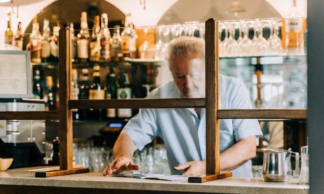 Pub and restaurant sales fall 72% over holiday season