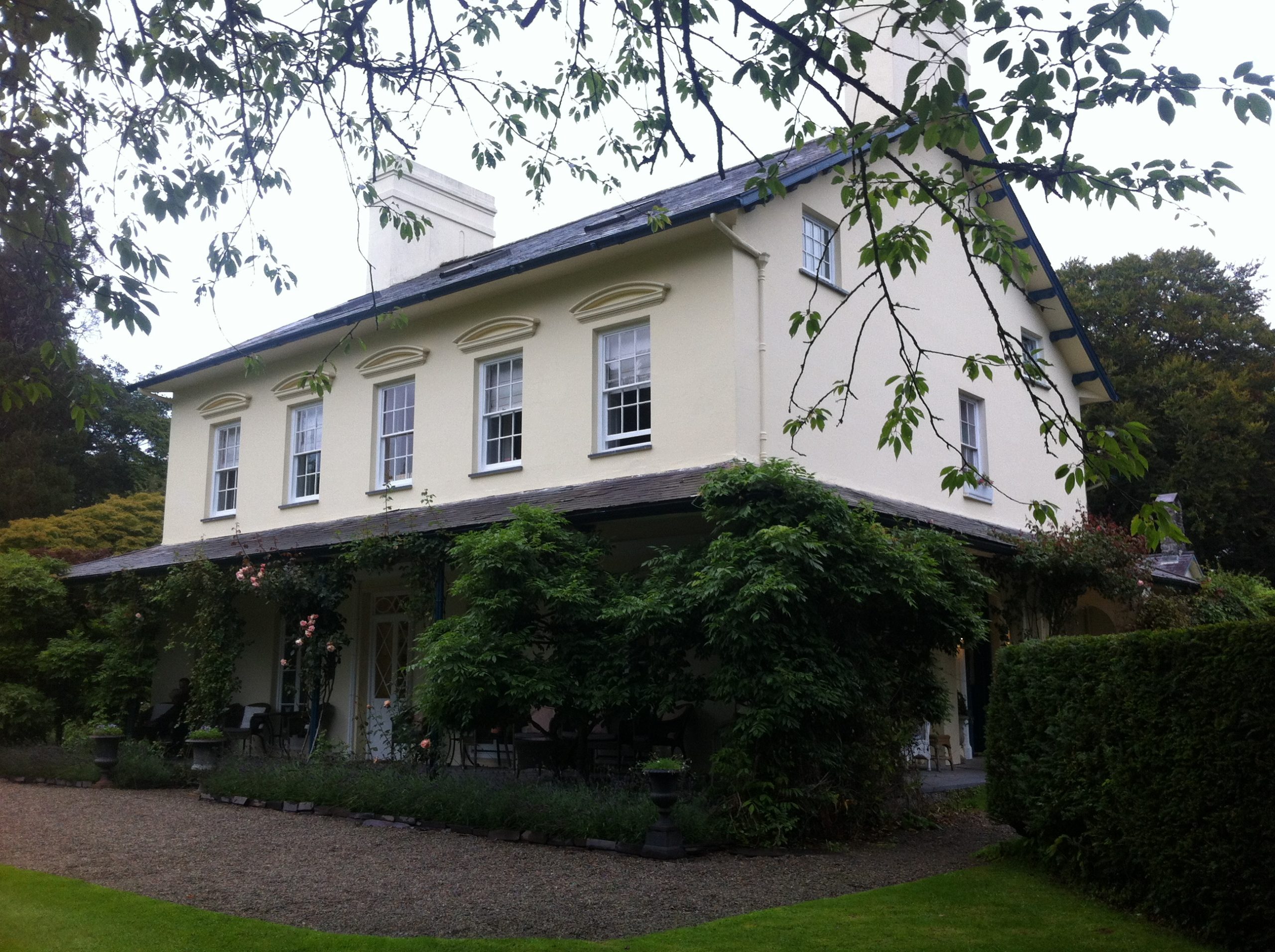 Ex-Michelin-starred Plas Bodegroes closes restaurant permanently