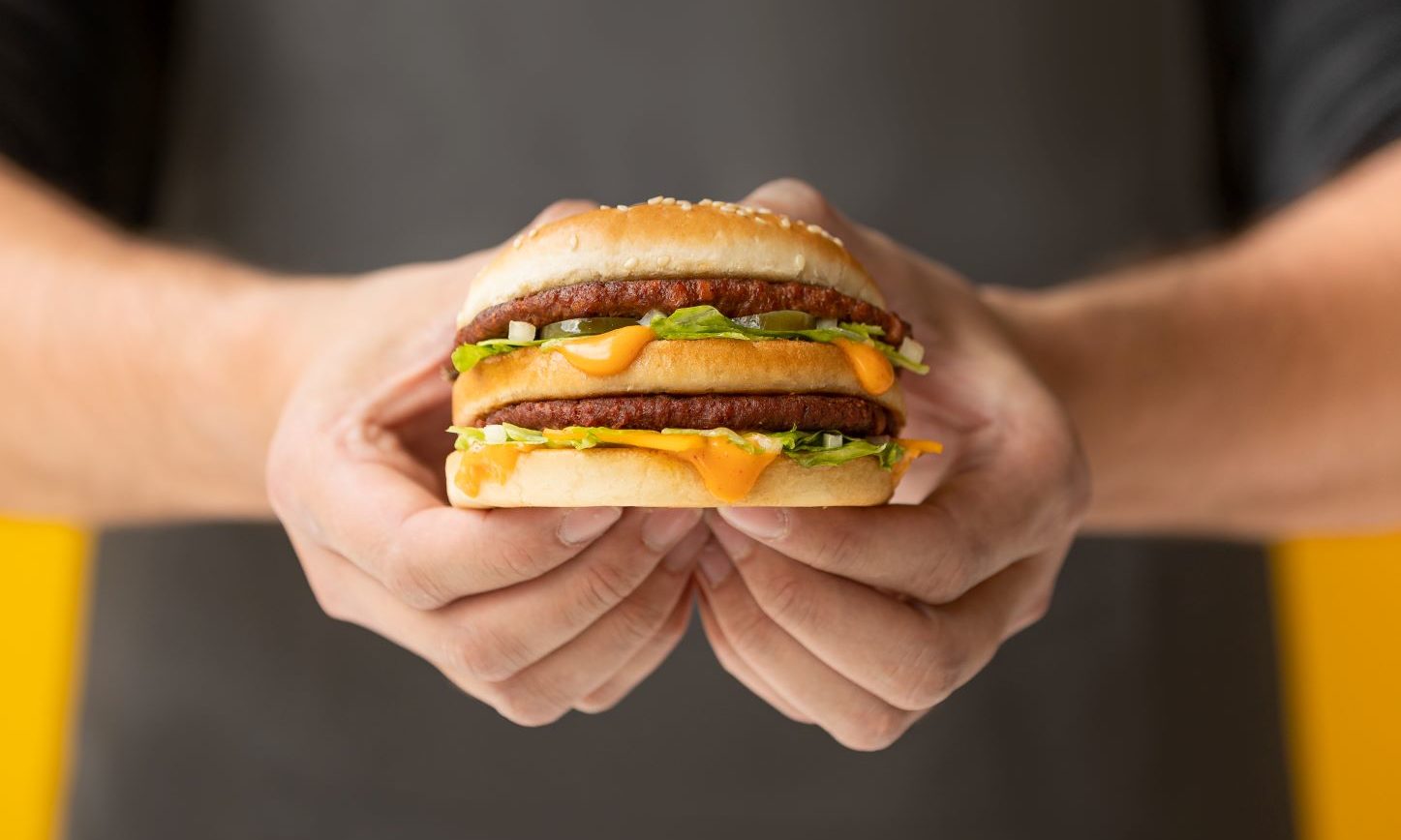 Why are American brands taking over the UK QSR market?