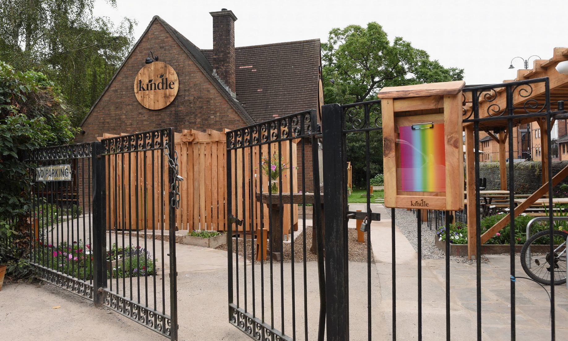 Sustainability-focused restaurant Kindle opens in Cardiff