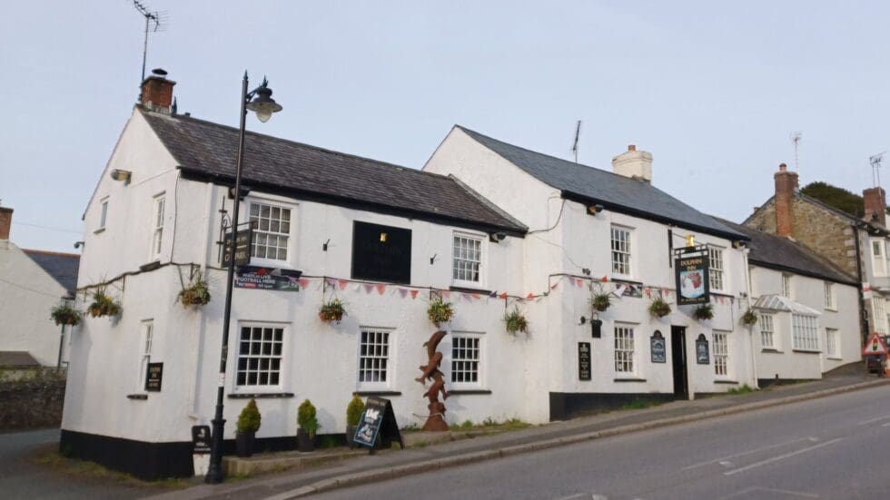 Red Oak Taverns sales jump 21% to £23.5m despite lower FY profits