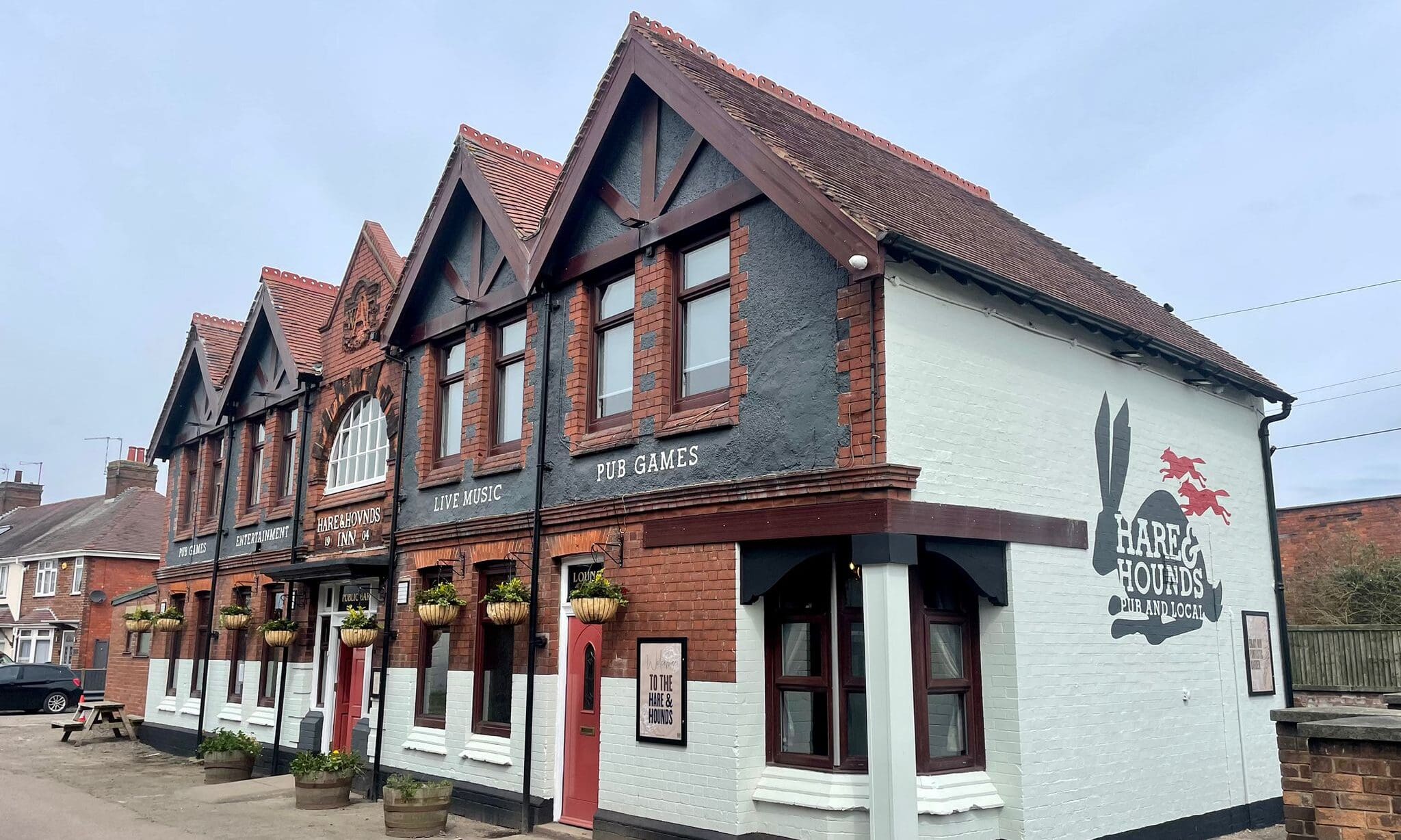 Hare and Hounds Nuneaton reopens after £286,000 refurb