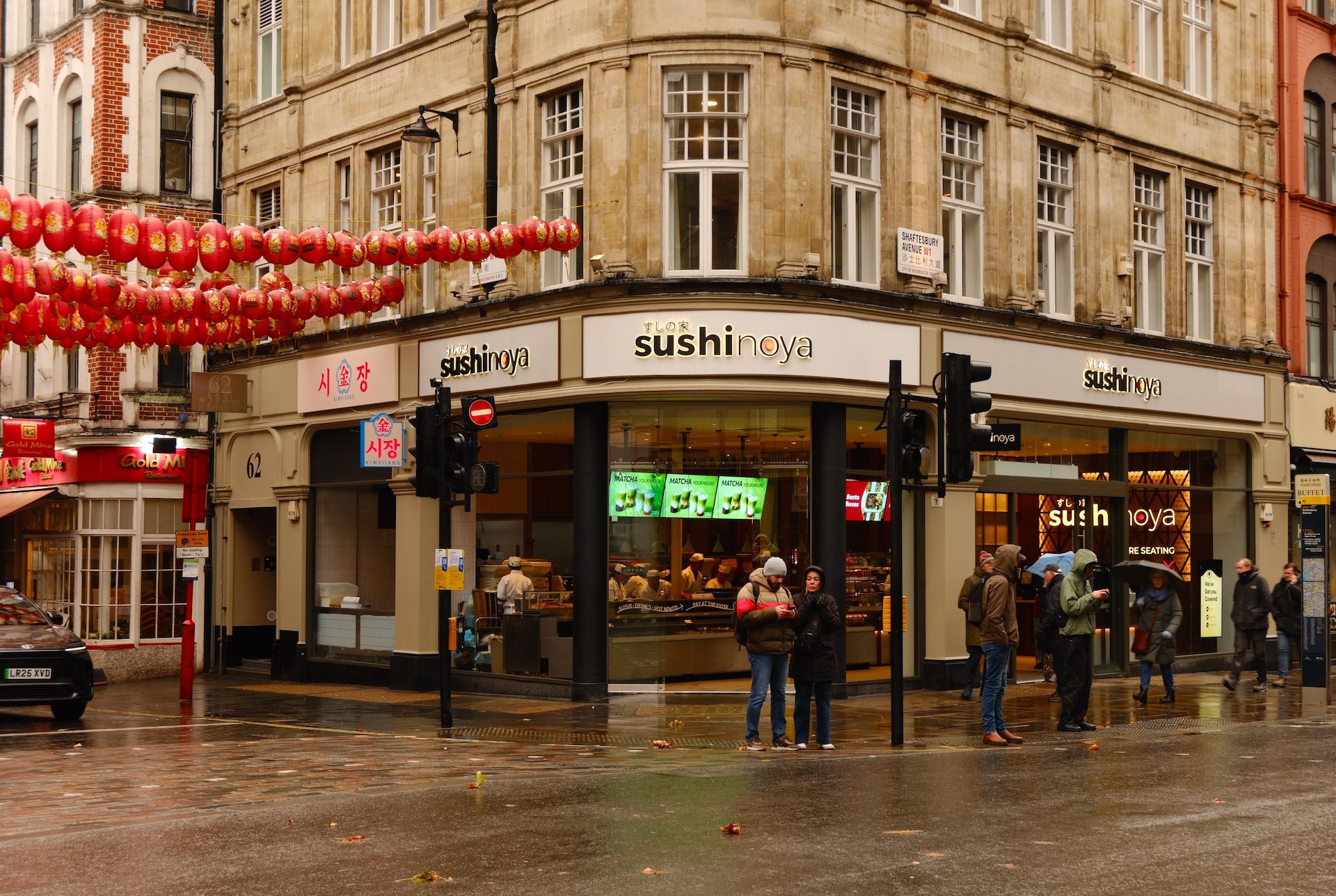 Two new dining sites open in Chinatown London