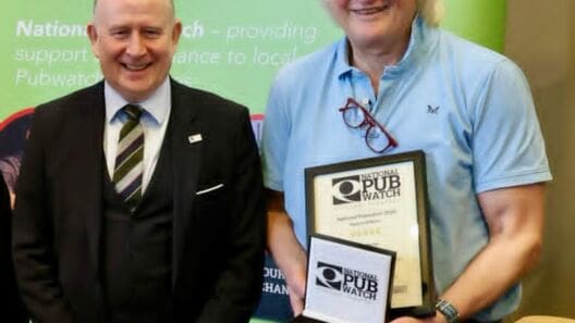 Wetherspoon boss receives National Pubwatch award